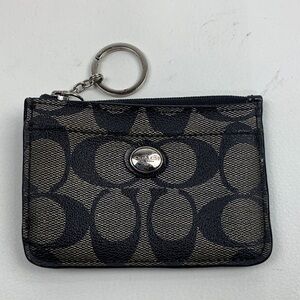 Vintage Coach Black Gray leather Signature C Coin Pouch keychain wallet Zipper